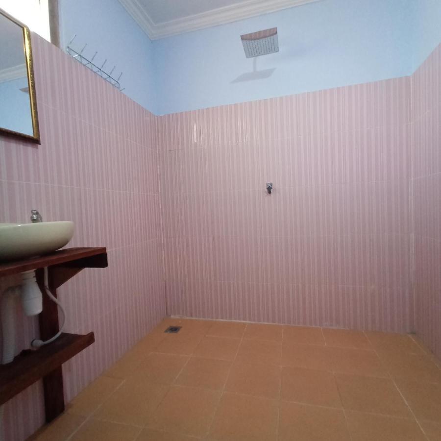 Elisa Homestay Areguling Kuta  Kültér fotó