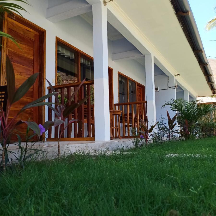 Elisa Homestay Areguling Kuta  Kültér fotó
